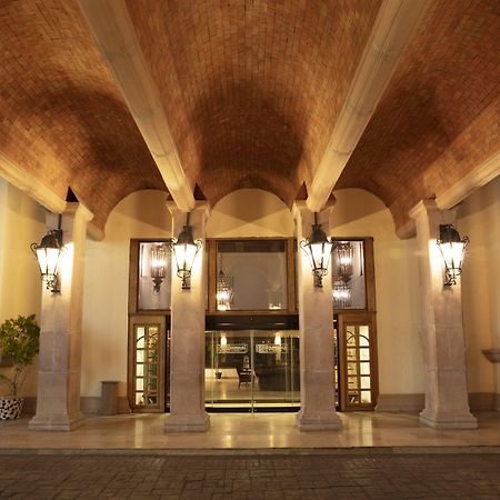 Gamma Ciudad Juarez Hotel Buitenkant foto The main entrance of the hotel