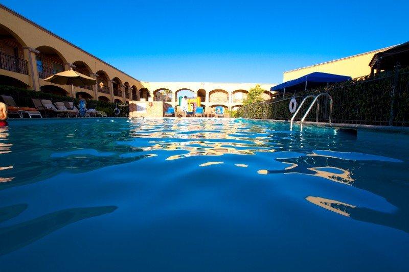 Gamma Ciudad Juarez Hotel Buitenkant foto The pool at the Hotel del Coronado