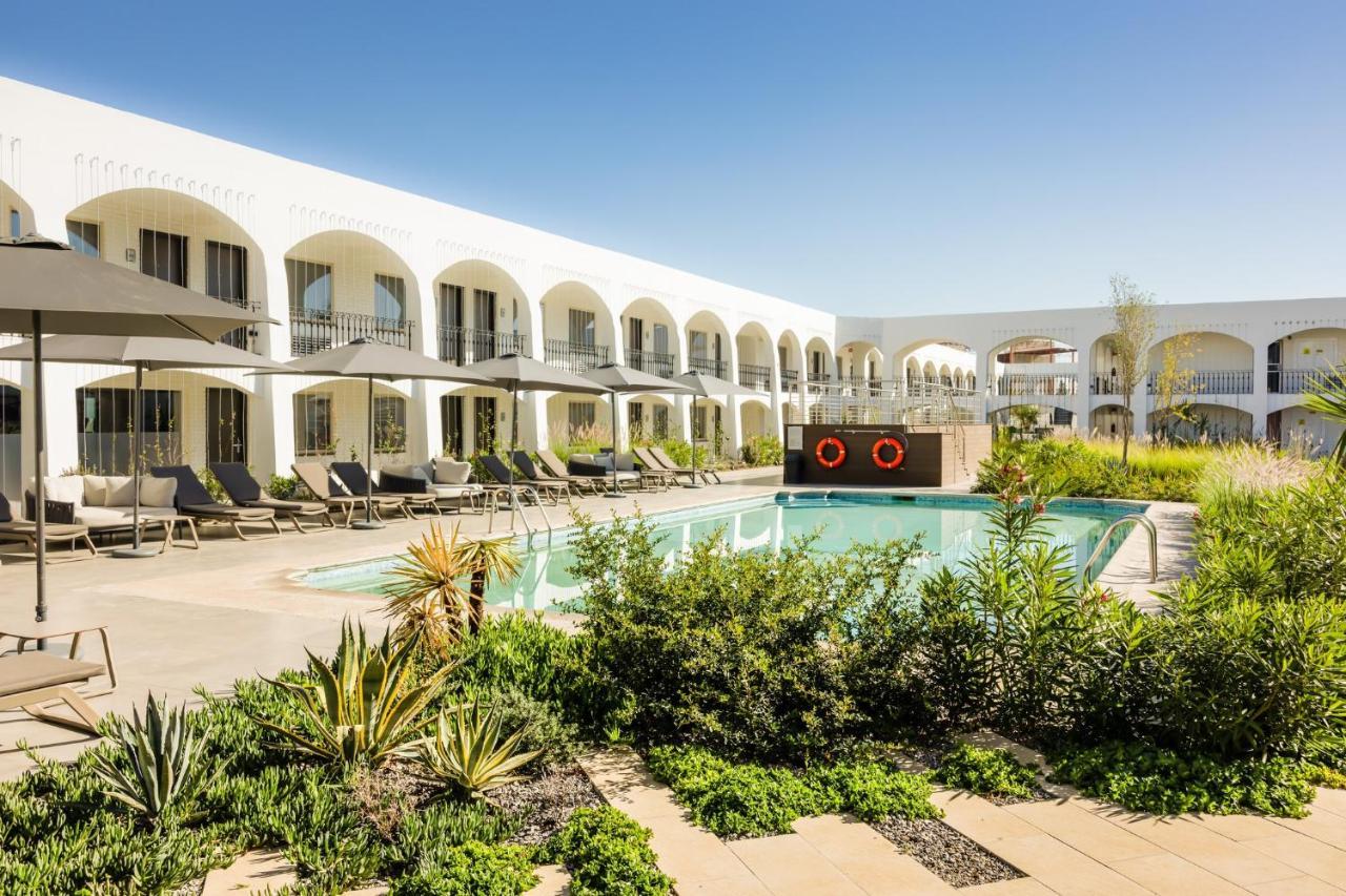 Gamma Ciudad Juarez Hotel Buitenkant foto The hotel's pool