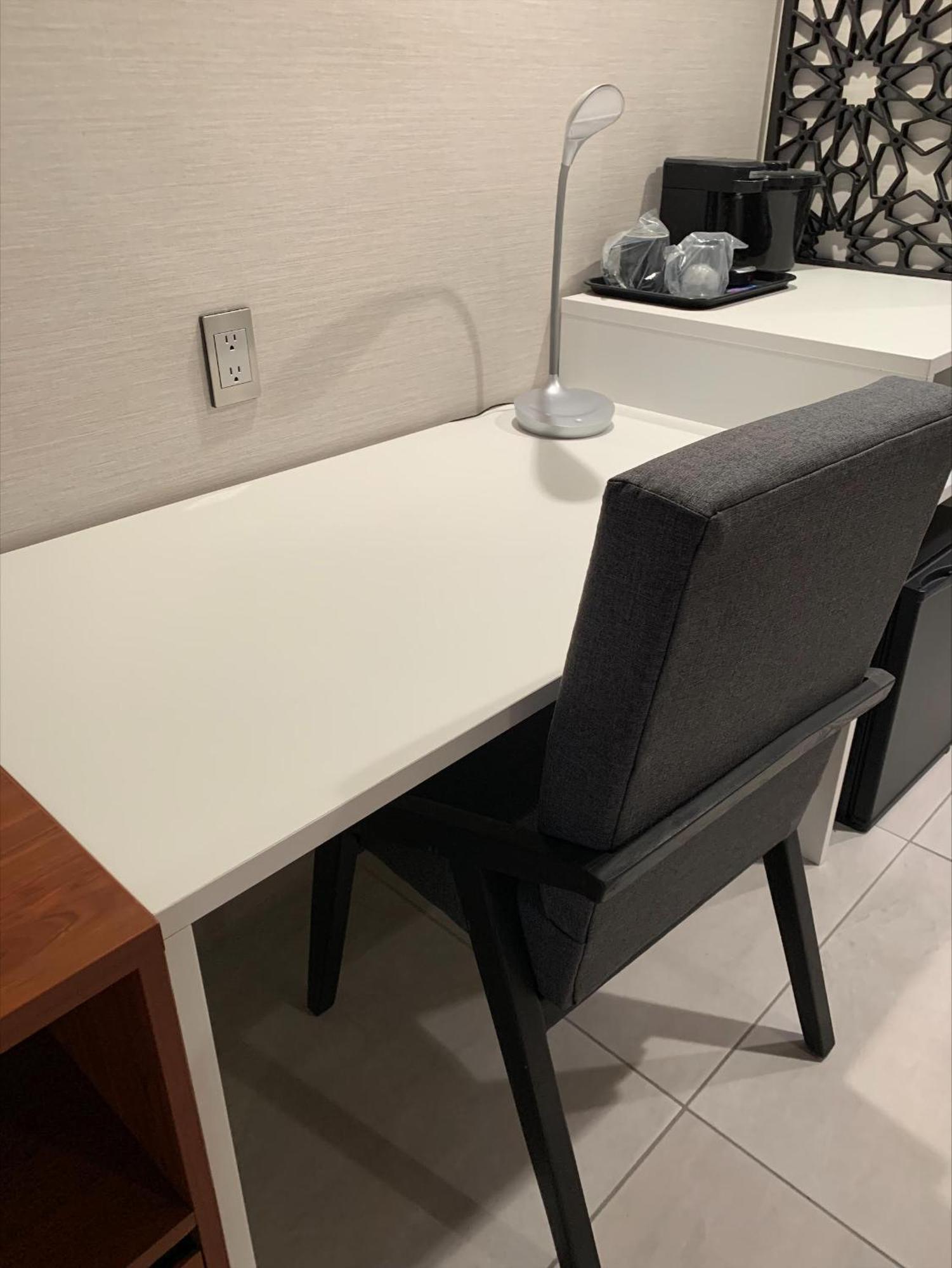 Gamma Ciudad Juarez Hotel Buitenkant foto A counter stool