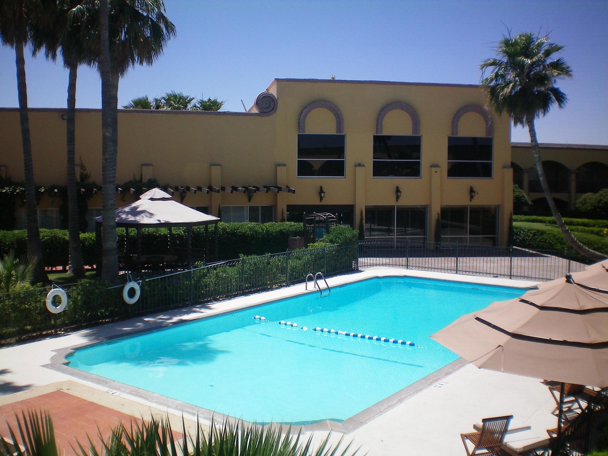 Gamma Ciudad Juarez Hotel Buitenkant foto The pool at the San Diego Marriott